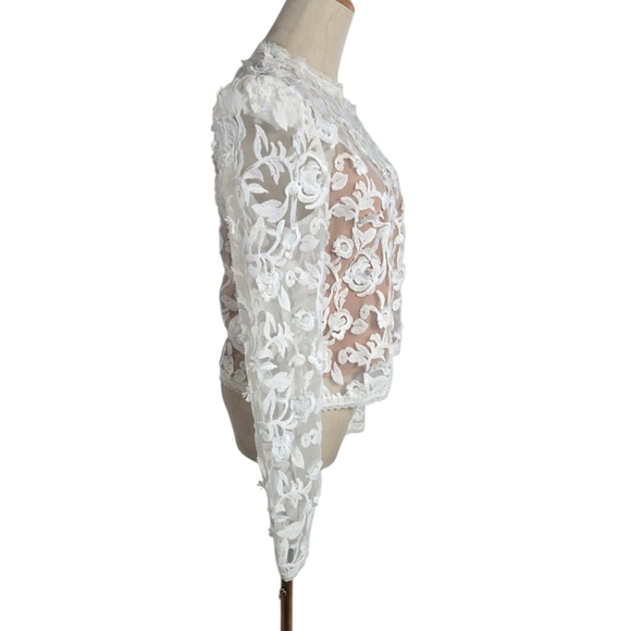 Wayf White Floral Lace Long Sleeve Blouse Top With Cami NWT - Picture 5 of 7